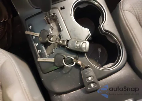 2011 Kia Sorento Lx from USA, damaged, VIN 5XYKT3A18BG045788